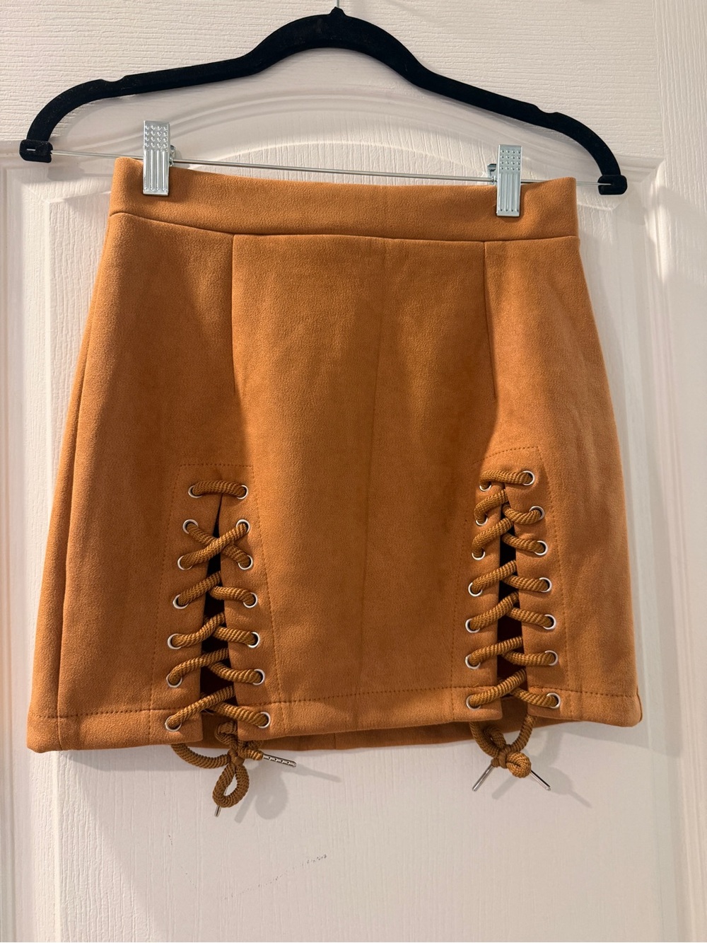Amazon Camel Lace-Up Mini Skirt